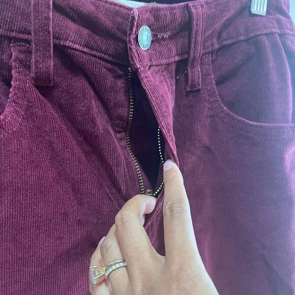Levi's Pants Womens 27 (29x31) Red 725 High Rise Bootcut Corduroy‎ Jeans Stretch - Picture 5 of 10